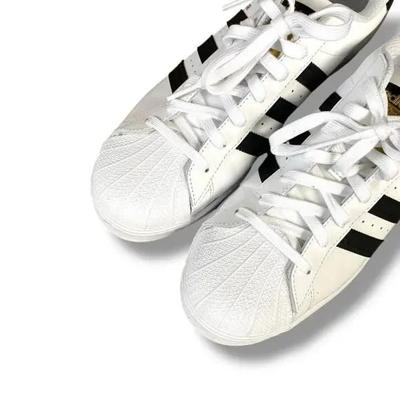 Men’s adidas Originals Superstar Sneakers Sz 10 Cloud White Core Black Worn Once